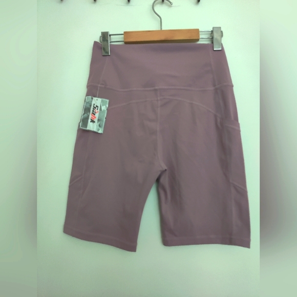 Purple Athletic Shorts Yoga, Cycling - Picture 2 of 3